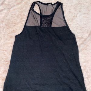 💗 3/$20 Mesh tank top